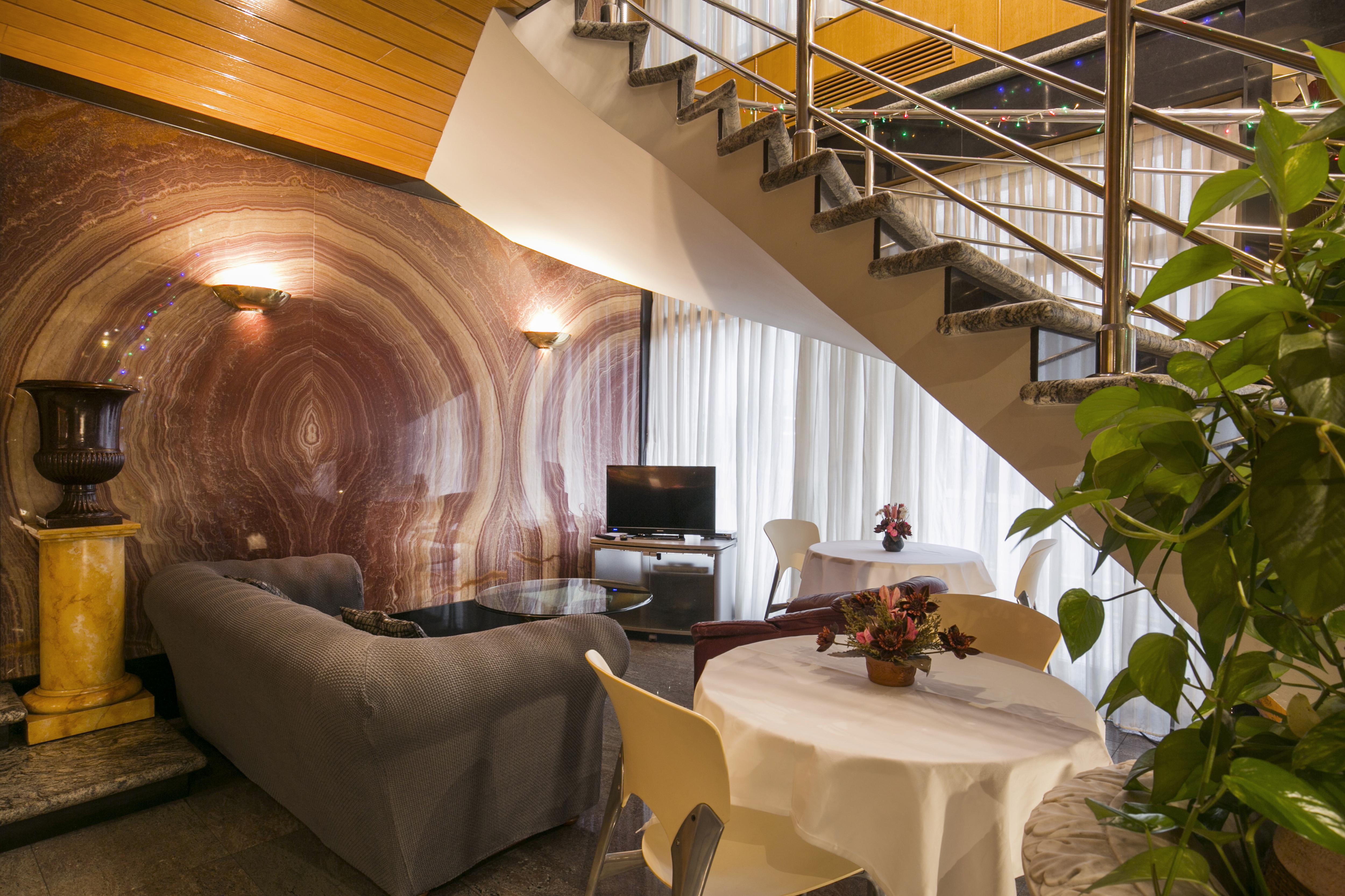 Yomo Imperial Hotel Sant Julià de Lòria Екстериор снимка