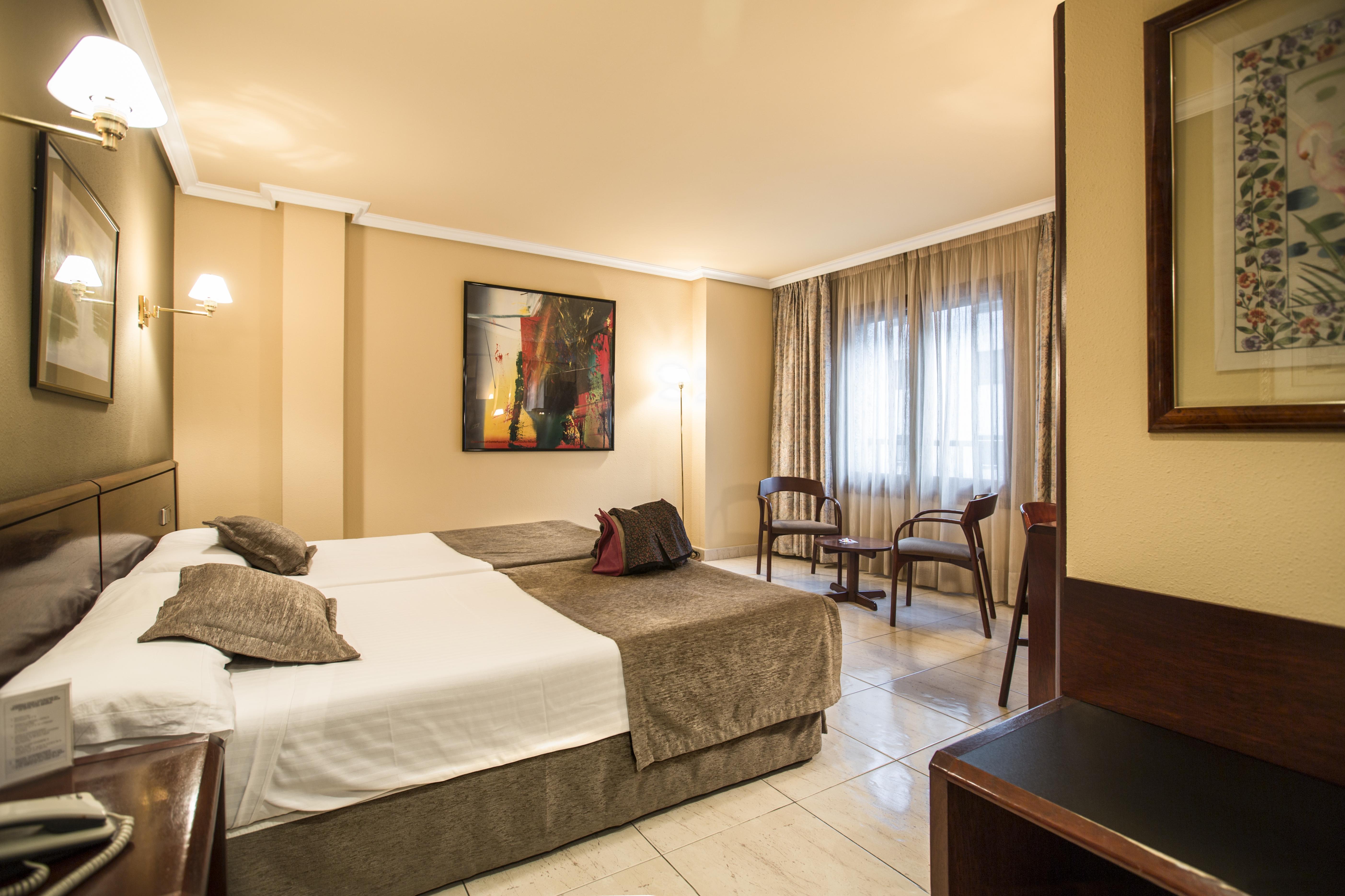 Yomo Imperial Hotel Sant Julià de Lòria Екстериор снимка
